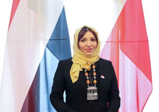 ديبلوماسية يمنية تبحث مع منظمات بولندية المساعدات الانسانية لبلادها