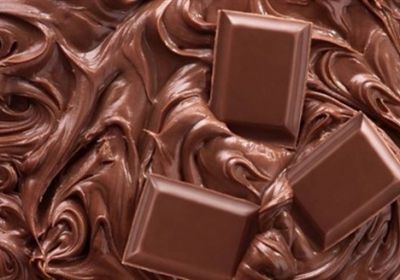 ثلاث قطع من الشوكولا تقلص الأزمات القلبية بنسبة 13%