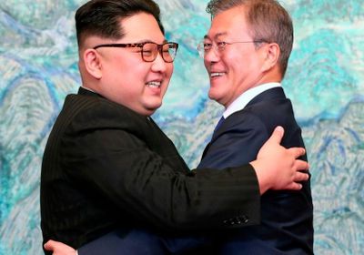 كيم يجدد تعهده بإخلاء شبه الجزيرة الكورية من النووي