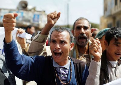 صحيفة دولية: الحوثيون يبددون الفرص الأخيرة لإحلال السلام في اليمن