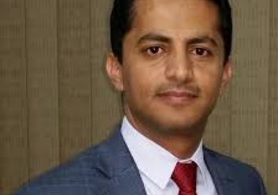 كاتب: المليشيات تأبى الرحيل إلا على نهر من الدماء