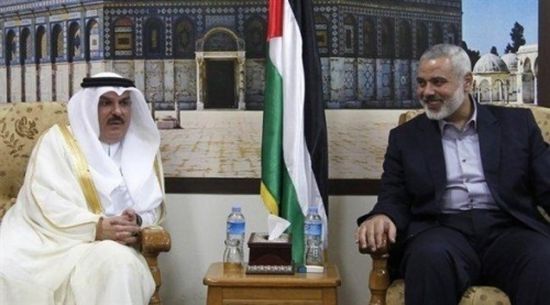 قيادي فلسطيني: قطر تدعم حماس لتصفية القضية الفلسطينية