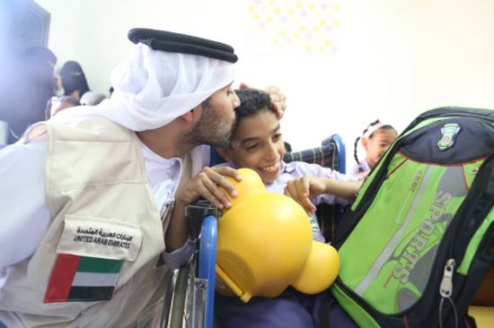 تعرف على الدعم الذي قدمه الهلال الإماراتي لجمعية الطموح لرعاية المعاقات  بالمكلا ( صور)