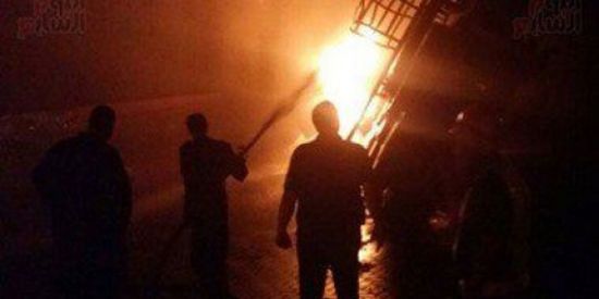 حريق هائل بـ "هنجر"  لقطع غيار السيارات شرقي صنعاء