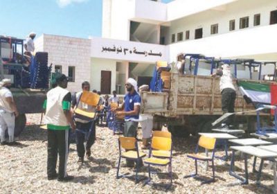 "خليفة الإنسانية" تواصل تقديم الدعم  لقطاع التعليم في سقطرى