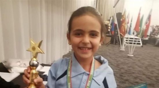 طفلة لبنانية تفوز بلقب بطولة العالم في الحساب الذهني