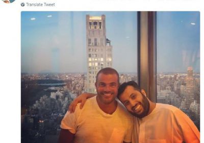 عمرو دياب ينشر صوره له مع "تركي آل الشيخ" بأمريكا