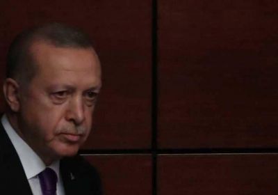 أردوغان يتحدث عن "مثلث الشر" بعد أزمة الليرة