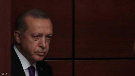 أردوغان يتحدث عن "مثلث الشر" بعد أزمة الليرة
