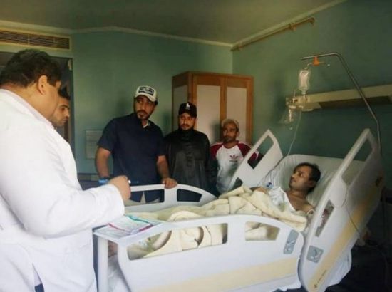 قيادي بالتحالف يزور جرحى الساحل الغربي في مصر