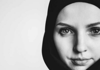 بعد 3 سنوات.. كندا تحسم قضية "الشهادة بالحجاب"