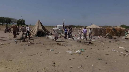 الصور الأولية للجريمة الحوثية بحق نازحي مخيم بني جابر بالحديدة
