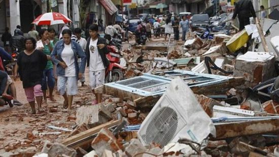 5 آلاف مفقود جراء زلزال إندونيسيا