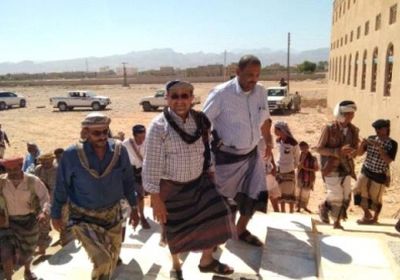 الشيخ صالح بن فريد يزور مقر الانتقالي بشبوة 