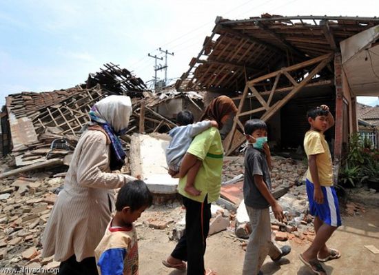 زلزال بقوة 6 درجات يضرب جزيرة في إندونيسيا