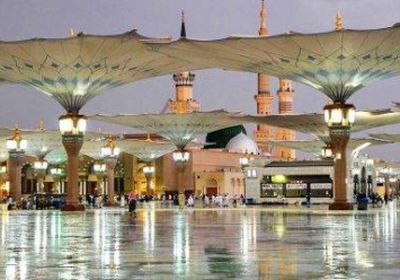 هطول أمطار على المسجد النبوي الشريف 