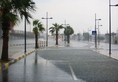أمطار غزيرة تغرق شوارع البحرين «فيديو وصور»