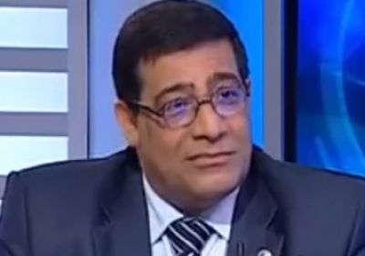 الأمن المصري يلقي القبض على الخبير الاقتصادي عبد الخالق فاروق