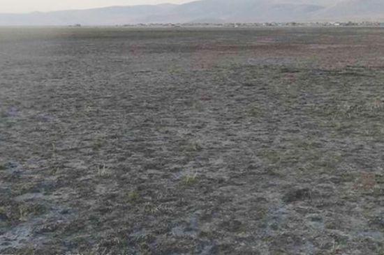 بالصور.. الجفاف يضرب واحدة من أكبر البحيرات التركية العذبة
