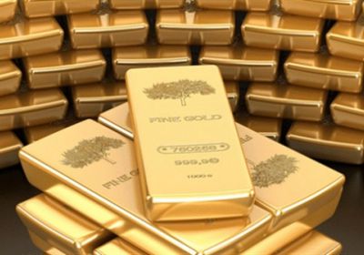 الذهب يرتفع بفعل تراجع الدولار والمخاوف العالمية
