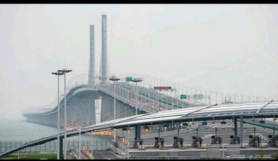الصين تدشن أطول جسر مائي في العالم