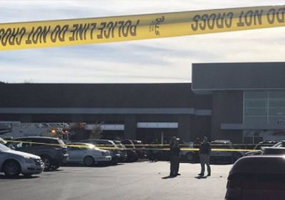 مقتل شخص وإصابة آخرون إثر إطلاق نار بمتجر في ولاية أمريكية  