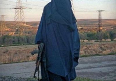 الأرملة البيضاء.. داعشي معتقل ينفي وفاة أخطر إرهابية بريطانية
