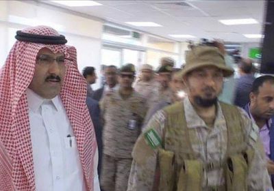 عاجل.. السفير السعودي لليمن يصل عدن