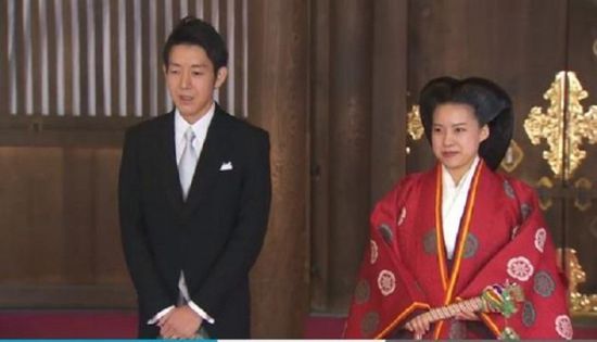 أميرة يابانية تتخلى عن لقبها الإمبراطوري لتتزوج شابا من عامة الشعب.. فيديو