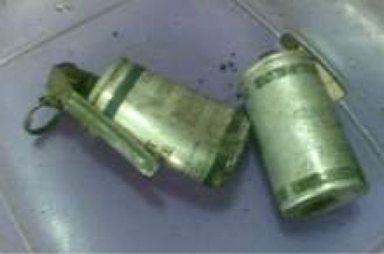   مسلحون يستهدفون مركز شرطة الممدارة في عدن بقنبلة صوتية