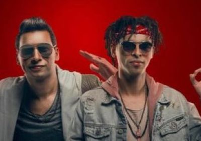 هكذا احتفل أوكا وأورتيجا بالفوز بدرع اليوتيوب الذهبي 