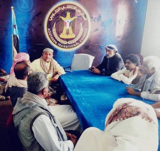 تفاصيل زيارة بن فريد لمقر قيادة الانتقالي في محافظة شبوة 