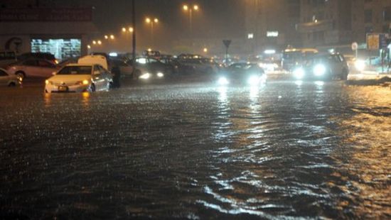 ارتفاع حالات الإصابة جراء الطقس السيئ في الكويت لأكثر من 400 مصاباً