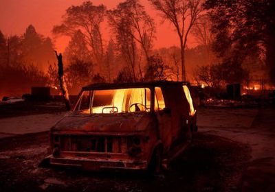 "صور" حرائق كاليفورنيا تسبب الرعب لنجوم هوليود
