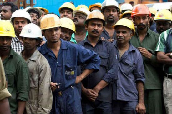 الفساد القطري يترك 300 عاملاً بنغالياً لمواجهة وحش المرض