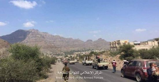 تجدد المعارك بين الشرعية والحوثي في دمت بالضالع