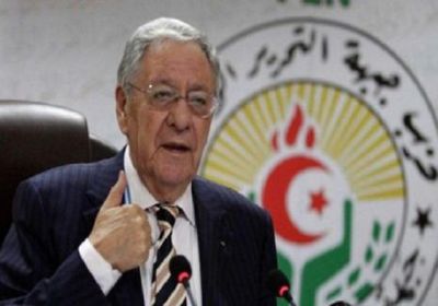 الإطاحة بأمين عام الحزب الحاكم في الجزائر 