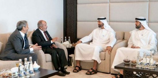 تعليق قوي من "بن بريك" على استقبال الإمارات لقيادات الإصلاح.. ماذا قال؟