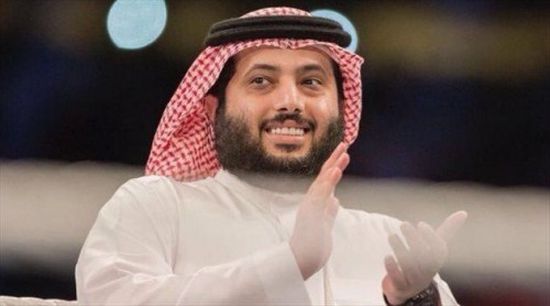 تركي آل الشيخ يحتفل بفوز السعودية بالبطولة العربية لكرة السلة