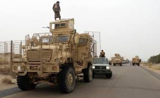 القوات الشرعية تحاصر الحوثيين بمدينة الصالح