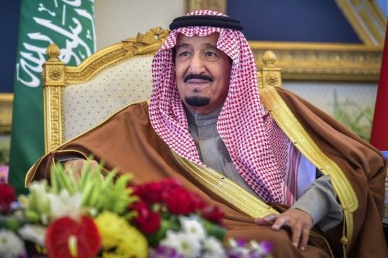 بالصور.. طفل سعودي يرحب بالملك سلمان بطريقة مدهشة