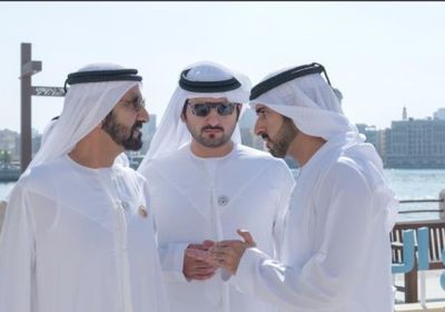 بن راشد يجتمع مع مدراء الدوائر فى دبي