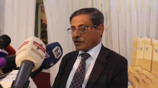 مسهور: شائعات منع "البحسني" من زيارة منفذ الوديعة ساذجة