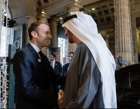 بن زايد يبحث تطورات الأوضاع الإقليمية مع الرئيس الفرنسي