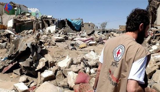 الصليب الأحمر يعيد موظفيه الأجانب إلى اليمن مجدداً لهذا السبب