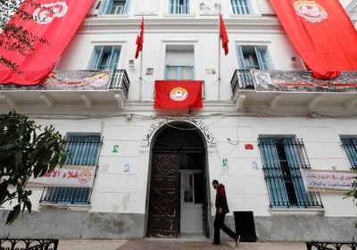 إضراب عام للنقابات العمالية بتونس