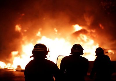 ناشطة سعودية تُدين سحل فرنسا لمتظاهري الوقود