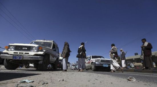 مليشات الحوثي تعتقل أسر عائدة من عدن 