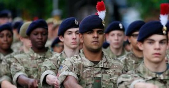 التايمز: خدمة عسكرية للطلاب فى المدارس الإسلامية فى بريطانيا