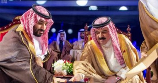 البحرين تدشن خط أنابيب النفط الجديد بتعاون سعودي بحريني